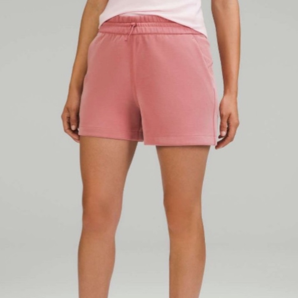 Lululemon soft streme shorts